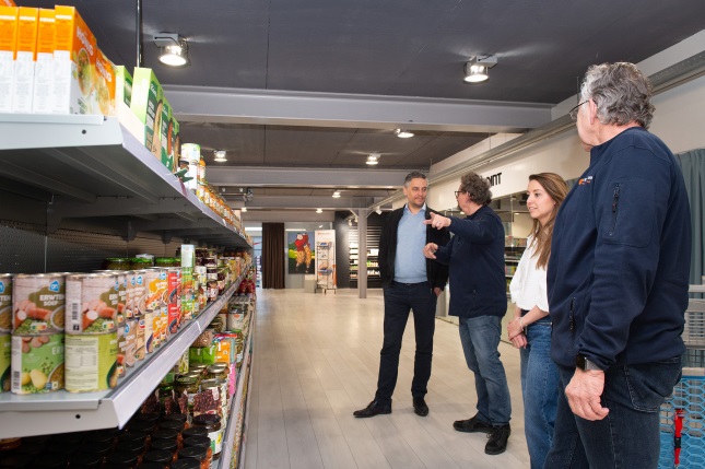 SABIC ondersteunt vernieuwende voedselbankwinkel SABIC ondersteunt vernieuwende voedselbankwinkel